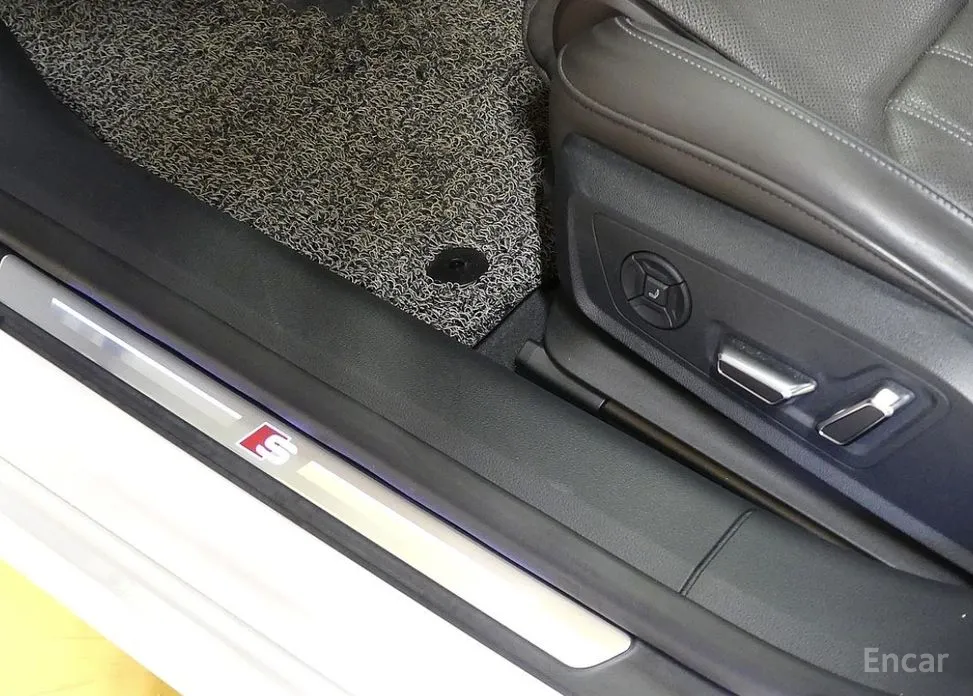 Фото 12 - Audi A7