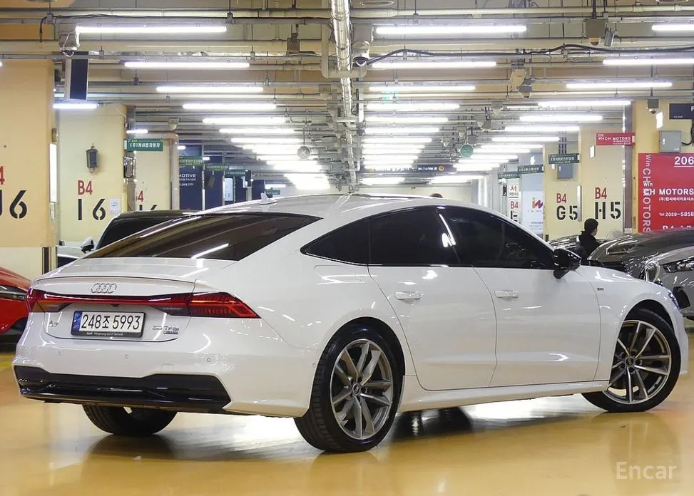 Фото 3 - Audi A7