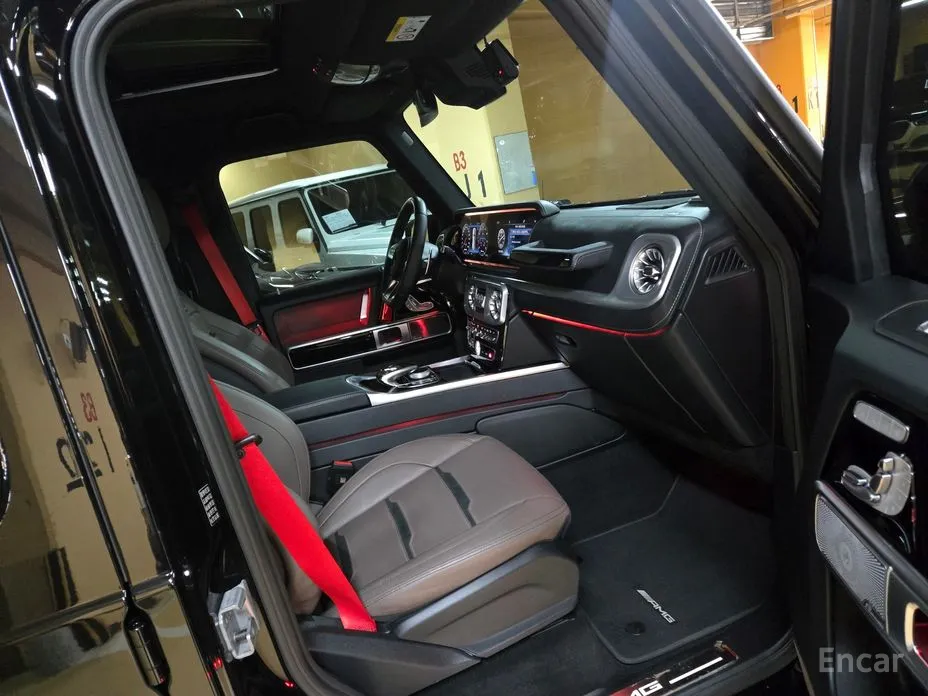 Фото 17 - Mercedes-Benz G-Class