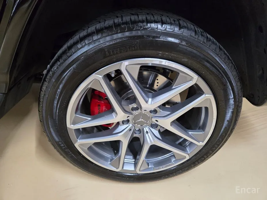 Фото 3 - Mercedes-Benz G-Class