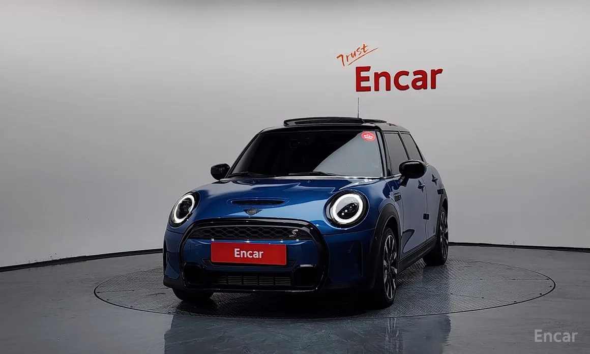 Фото 3 - Mini Cooper