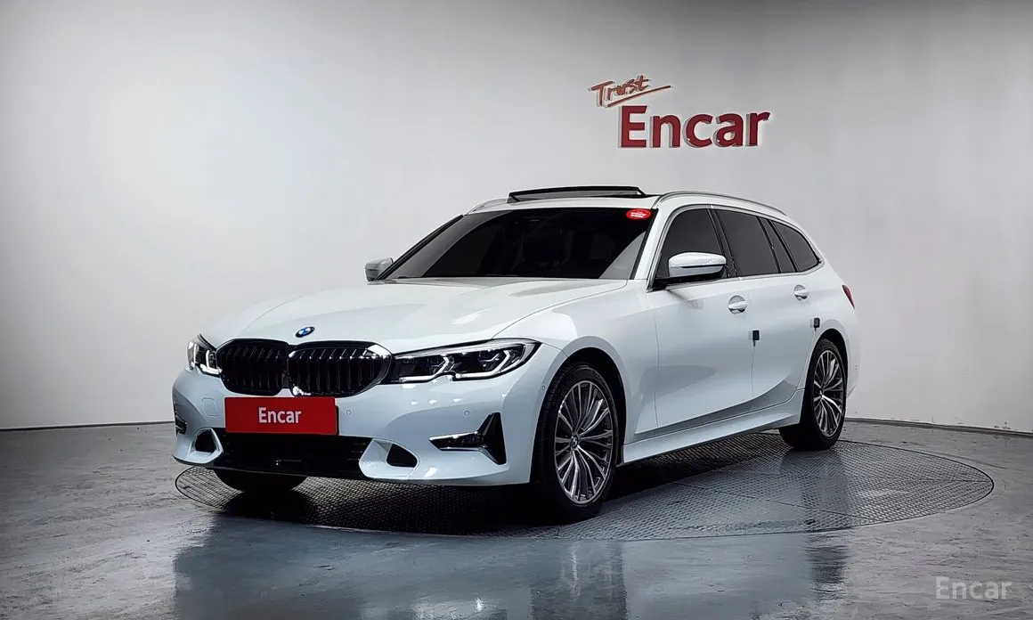 Photo 1 - BMW 3 Series