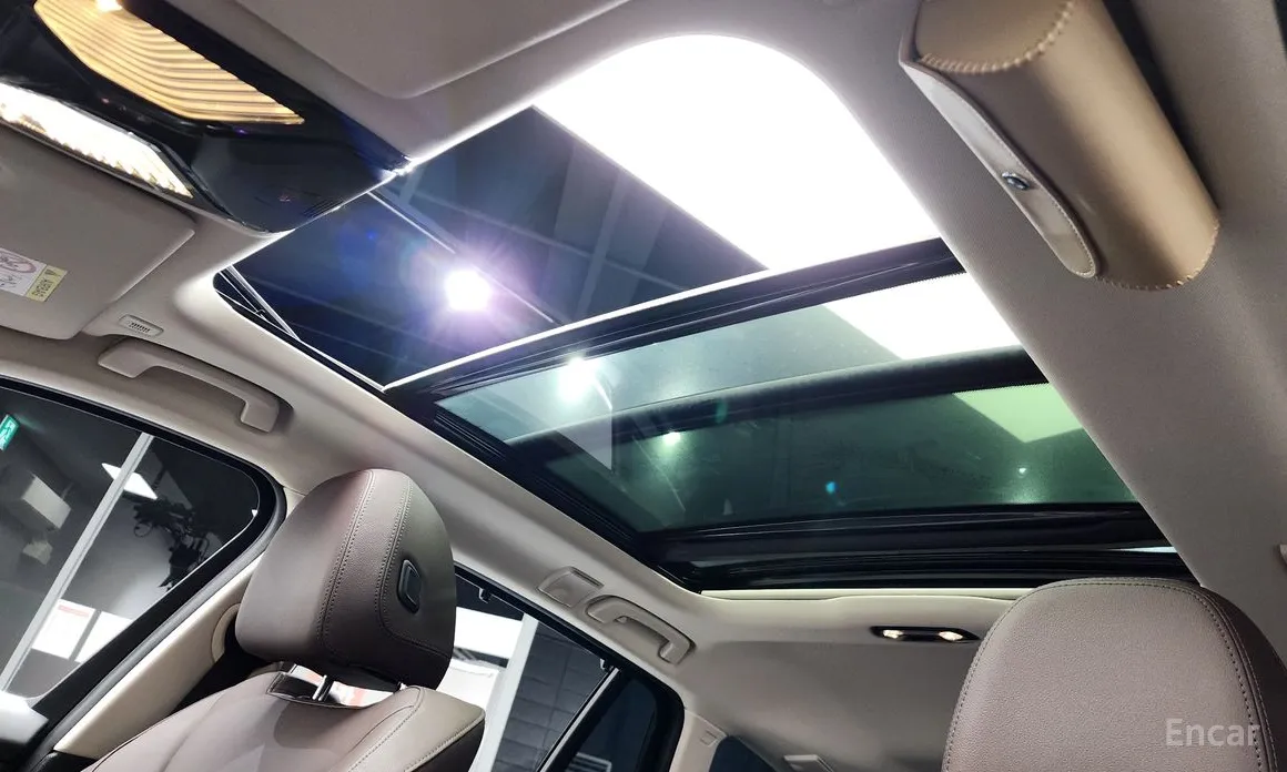 Photo 19 - BMW 3 Series