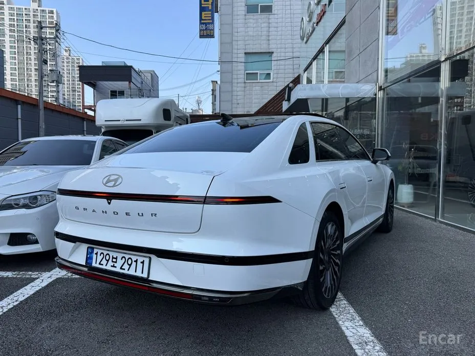 Фото 2 - Hyundai Grandeur