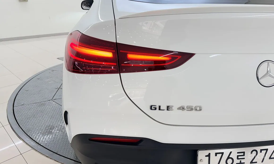 Фото 11 - Mercedes-Benz GLE-Class