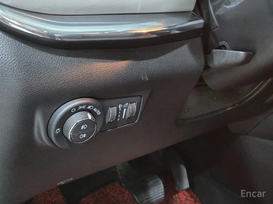 Фото 14 - Jeep Compass