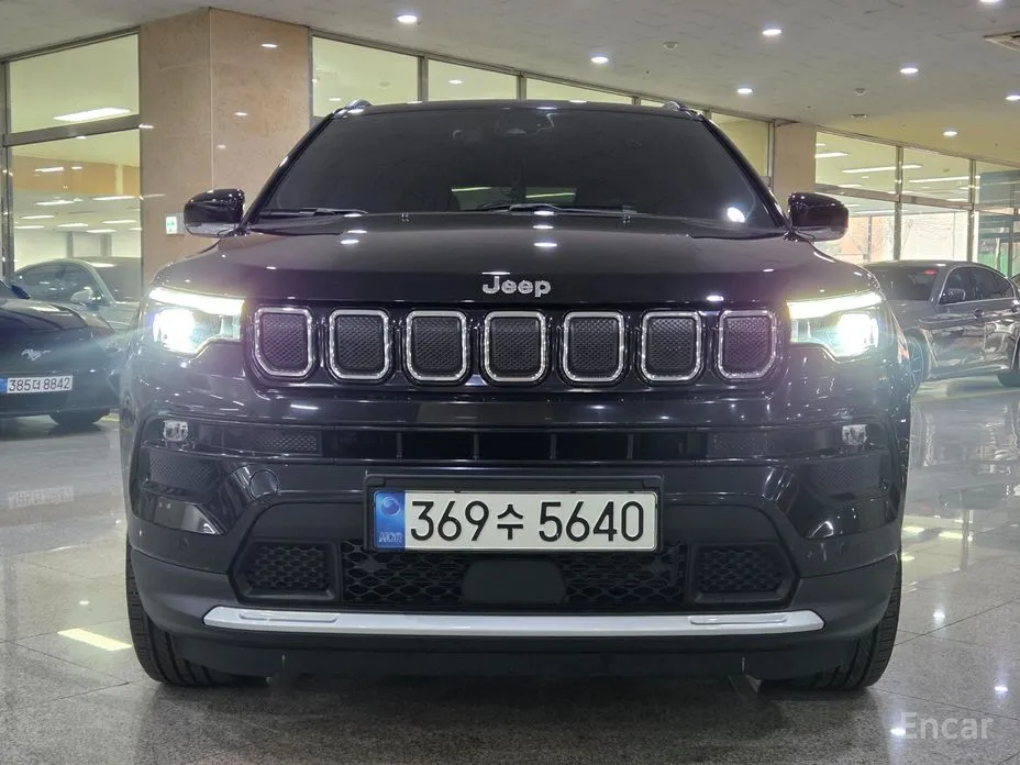 Фото 2 - Jeep Compass