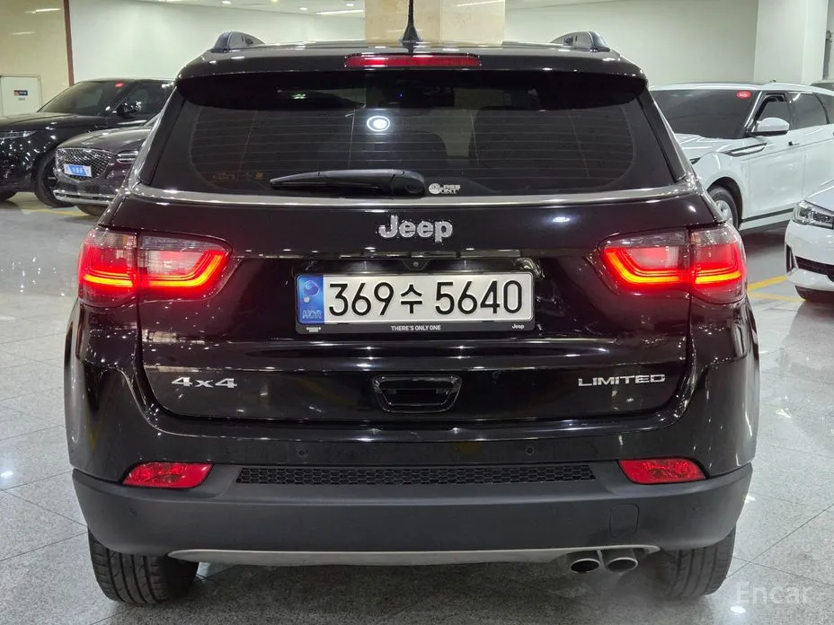 Фото 4 - Jeep Compass