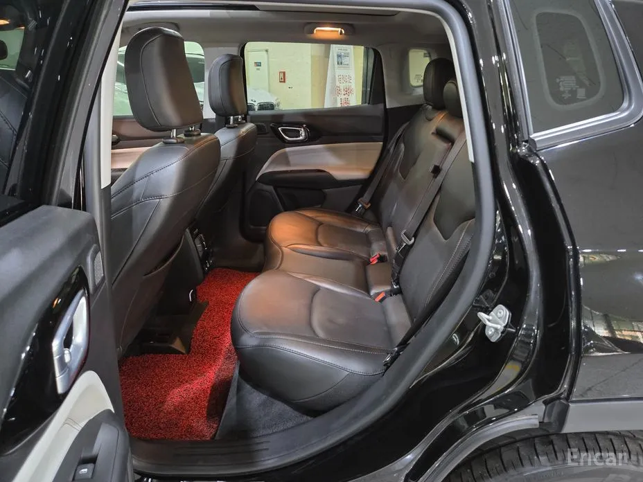 Фото 7 - Jeep Compass