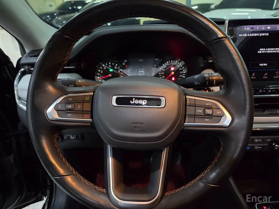 Фото 9 - Jeep Compass