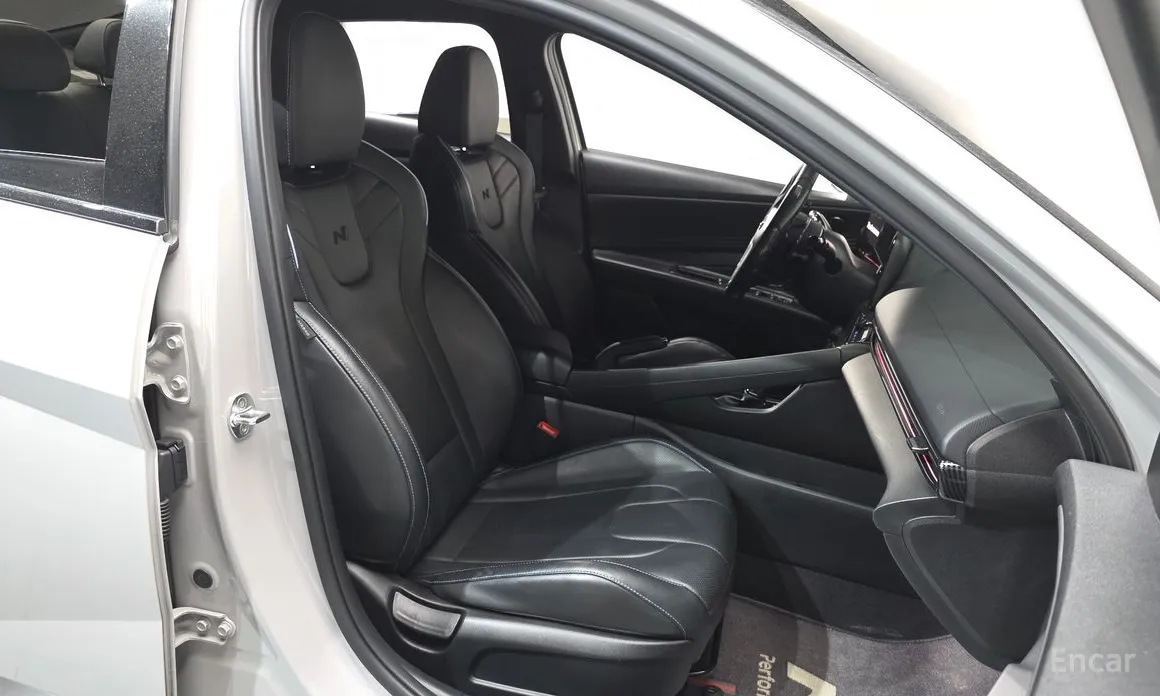 Фото 10 - Hyundai Avante