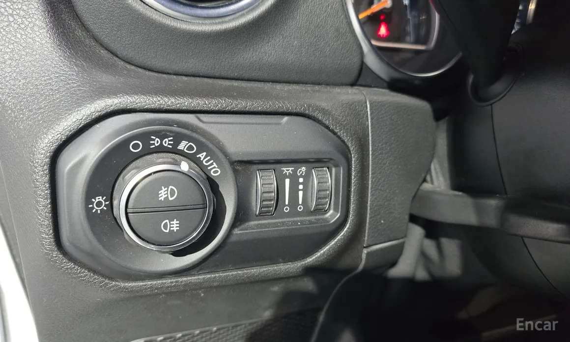 Фото 17 - Jeep Wrangler