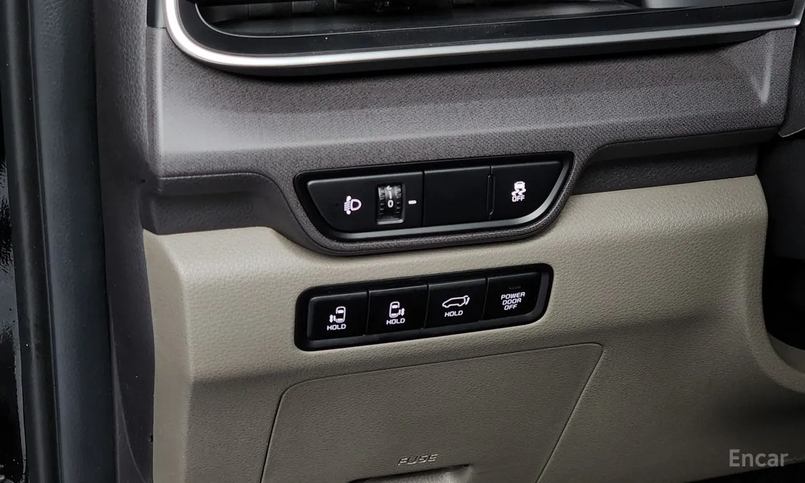 Фото 14 - Kia Carnival