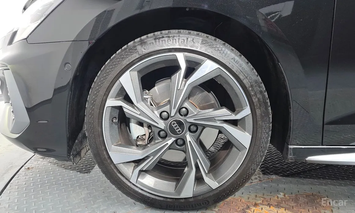 Фото 5 - Audi A3