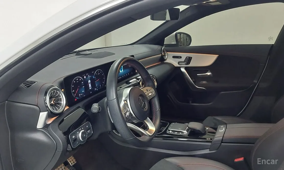 Фото 14 - Mercedes-Benz CLA-Class