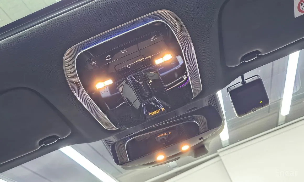 Фото 17 - Mercedes-Benz EQS