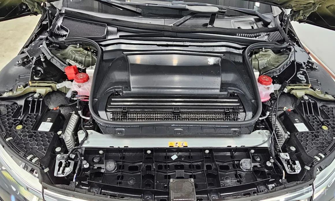 Фото 6 - Mercedes-Benz EQS