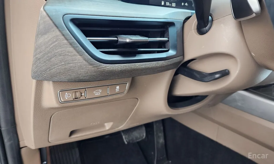 Фото 14 - Kia K8