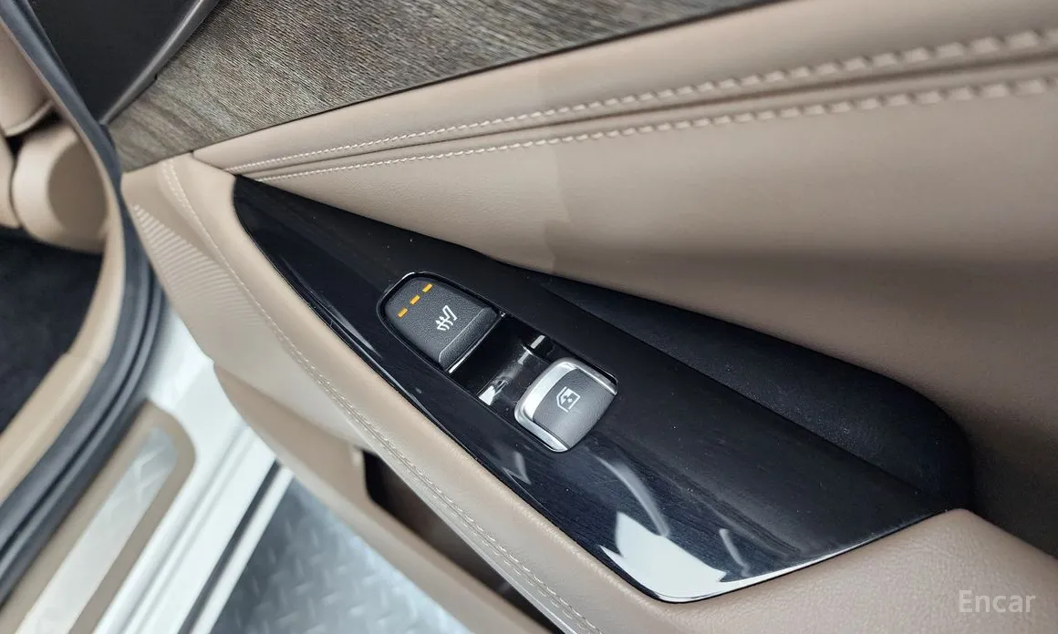 Фото 18 - Kia K8