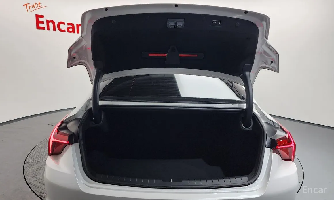 Фото 20 - Kia K8