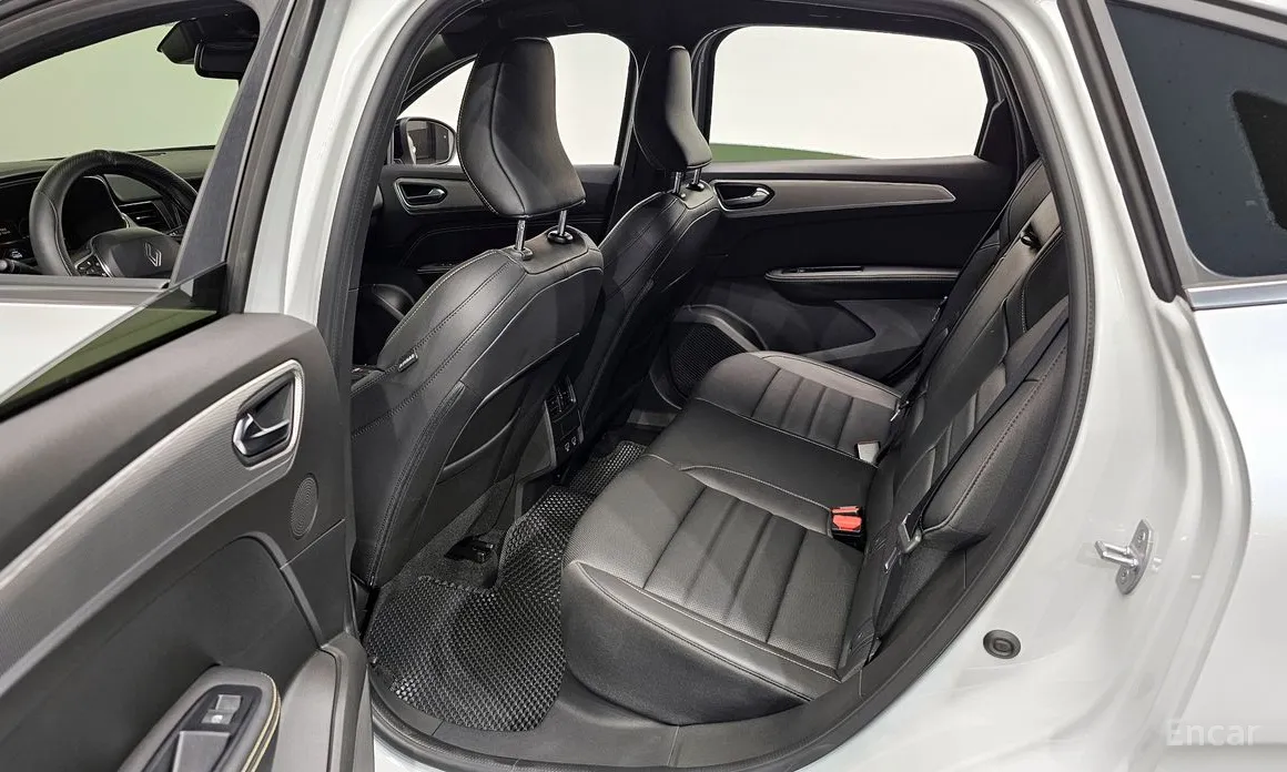 Фото 12 - Renault Arkana