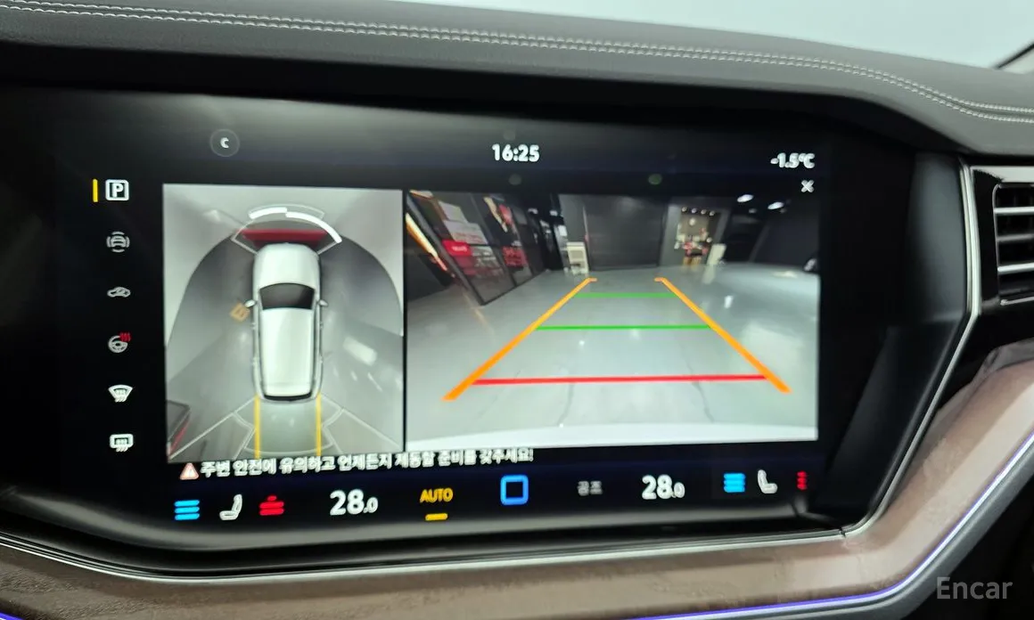 Фото 17 - Volkswagen Touareg