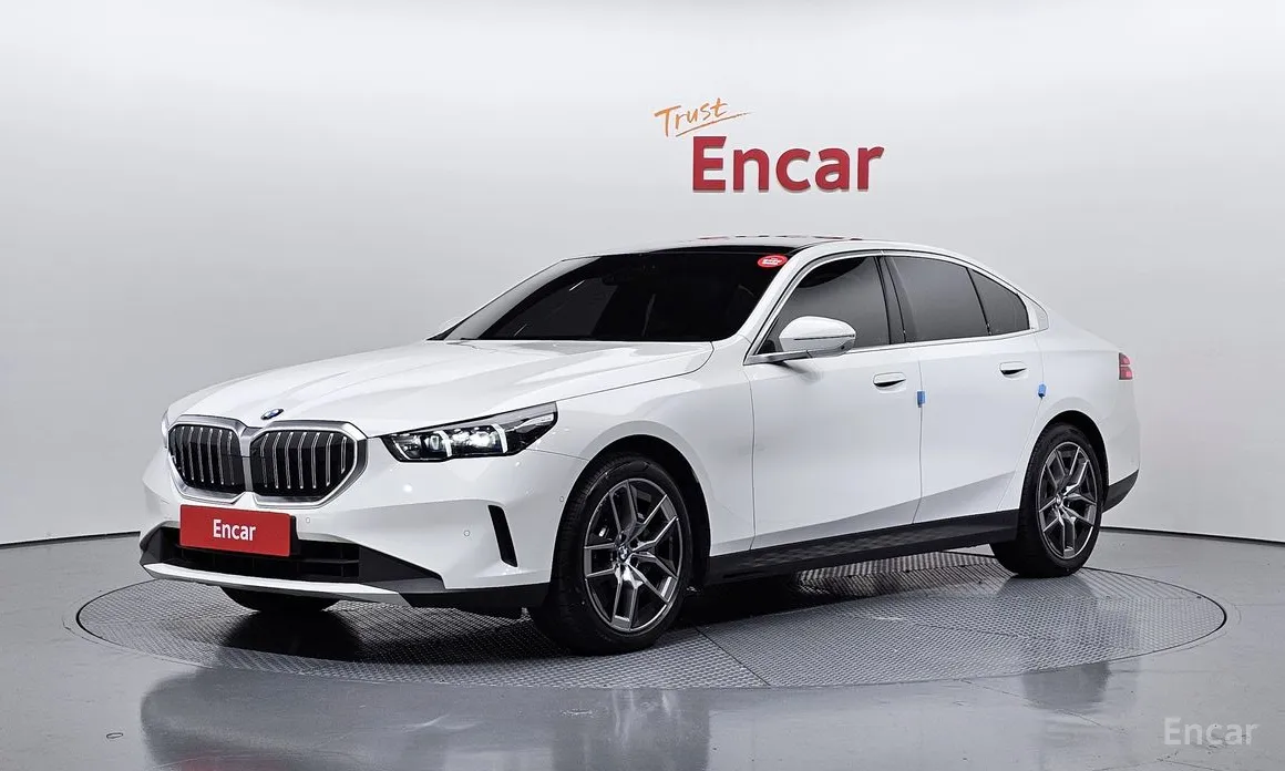 Фото 1 - BMW 5 Series