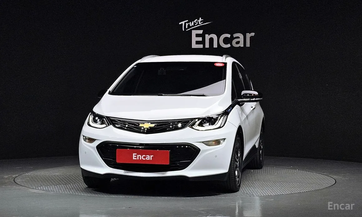 Фото 3 - Chevrolet Bolt EV