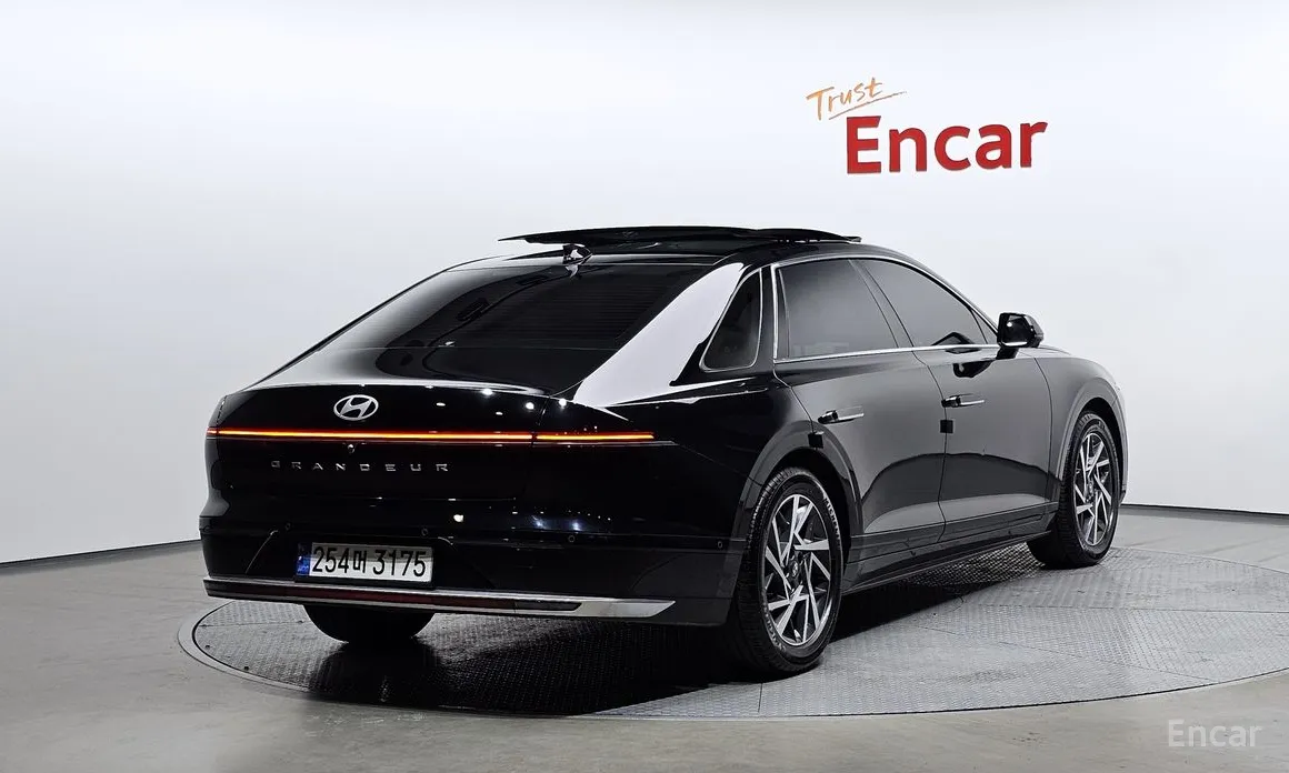 Фото 2 - Hyundai Grandeur