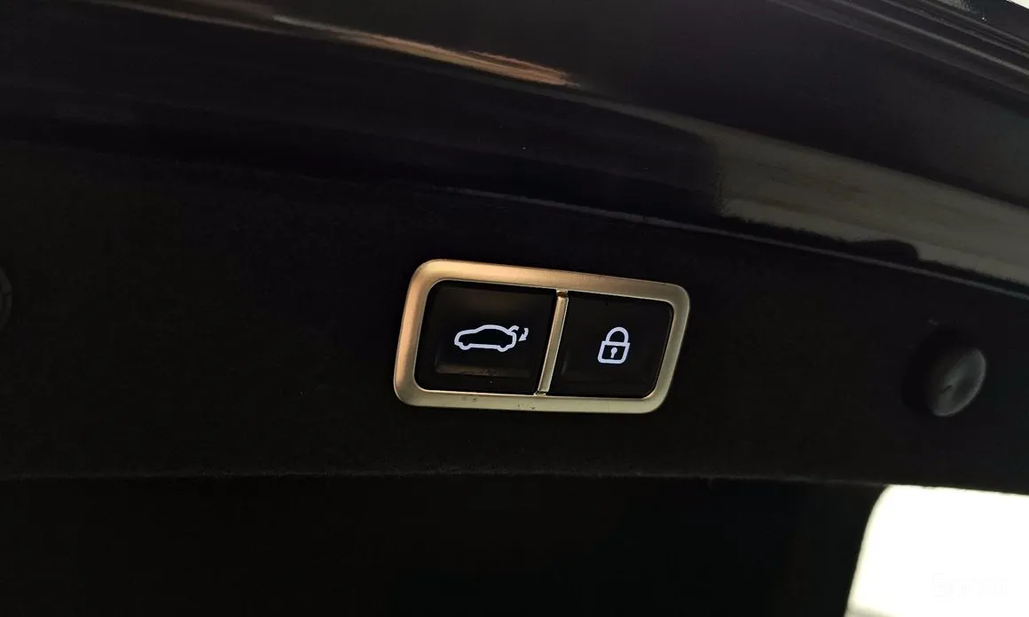 Фото 20 - Hyundai Grandeur