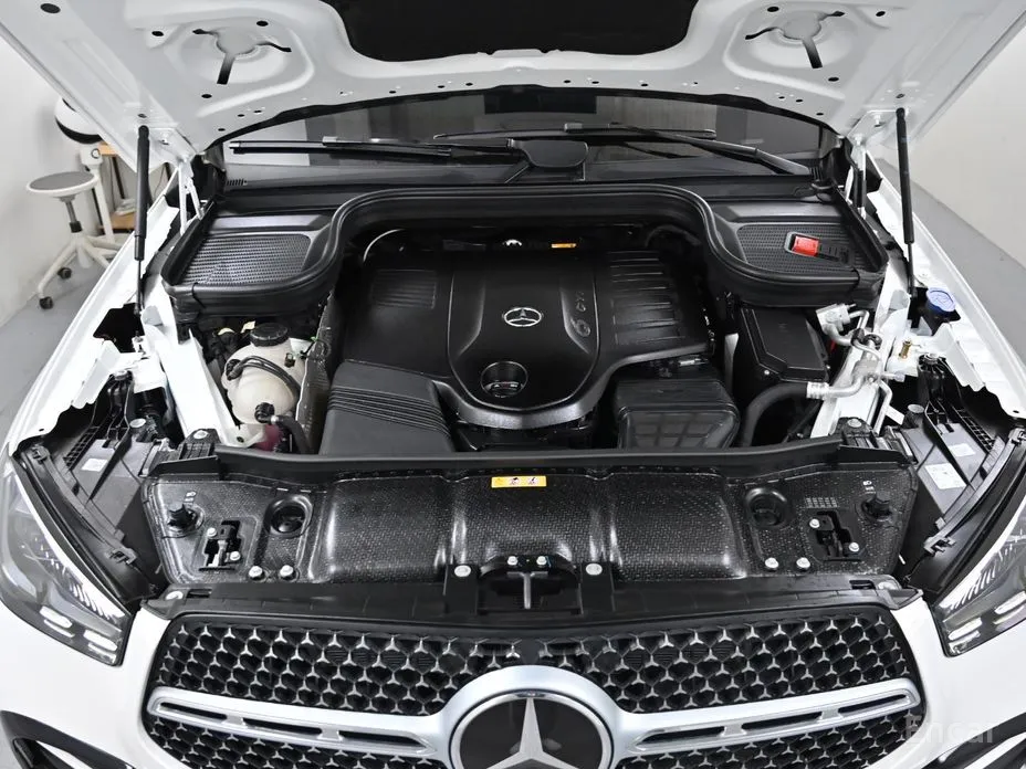 Фото 6 - Mercedes-Benz GLE-Class