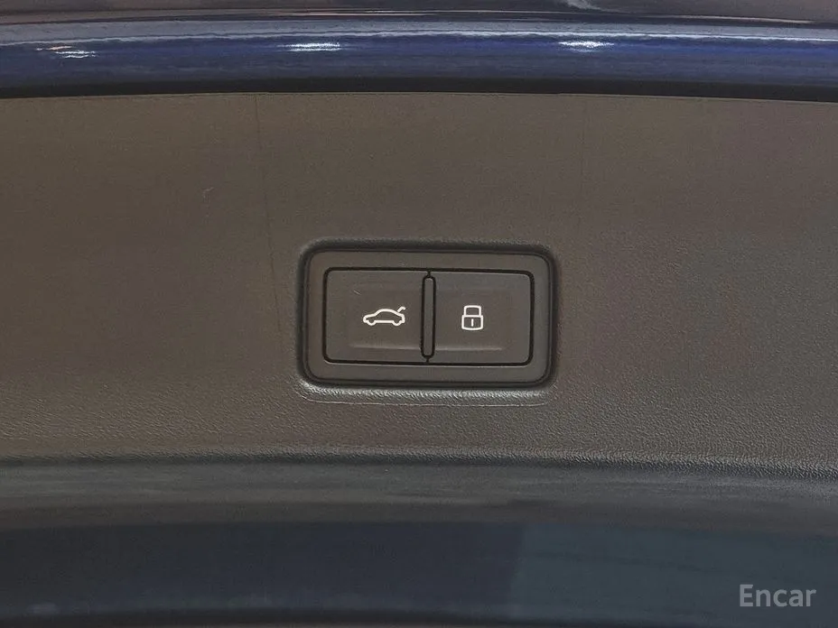 Фото 14 - Audi Q4 e-tron