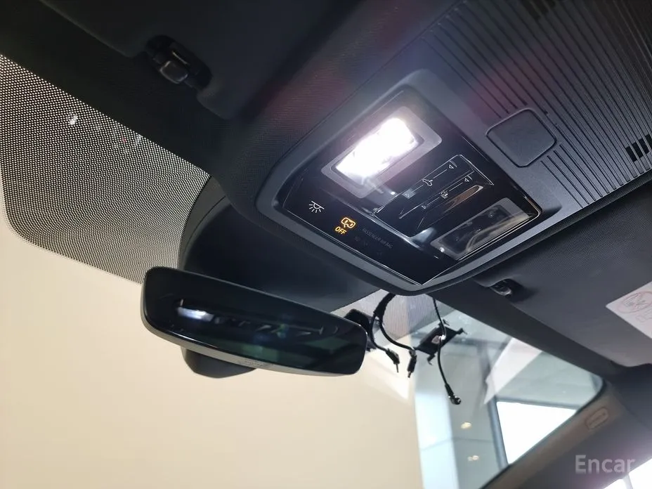 Фото 15 - Audi Q4 e-tron