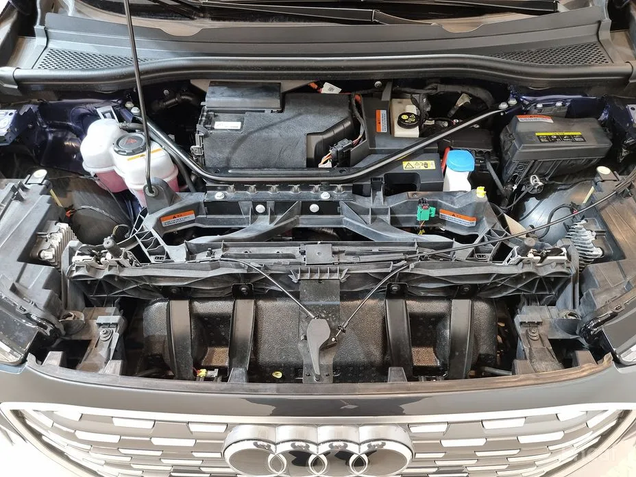 Фото 6 - Audi Q4 e-tron