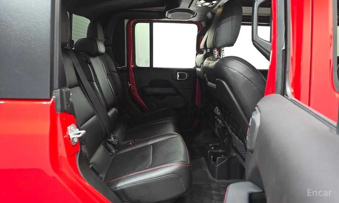 Фото 12 - Jeep Gladiator