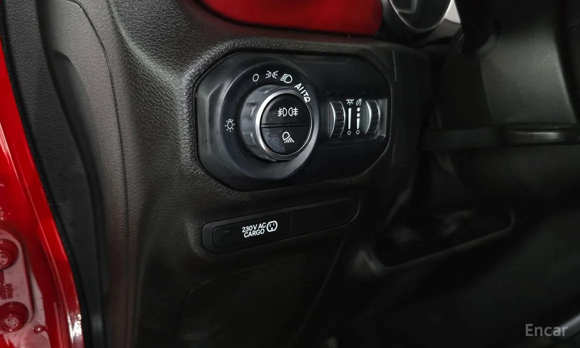 Фото 19 - Jeep Gladiator