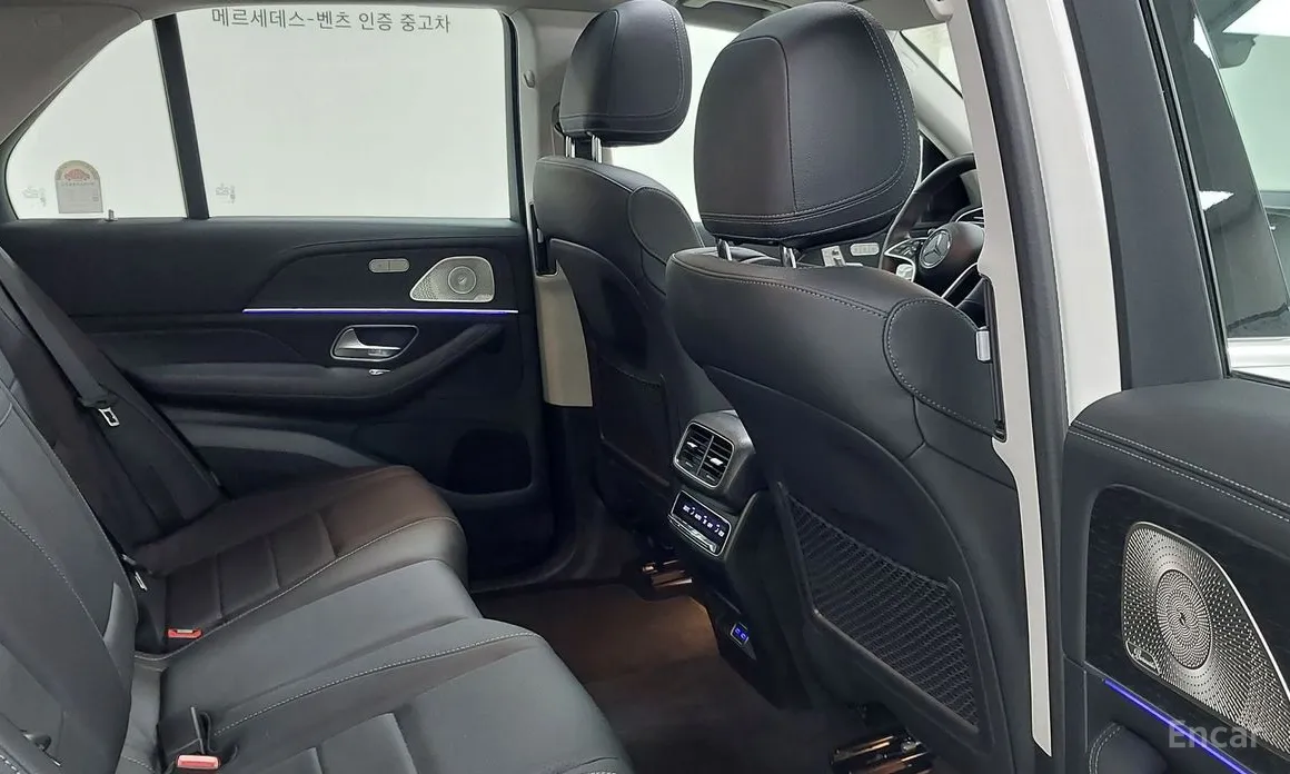 Фото 10 - Mercedes-Benz GLE-Class