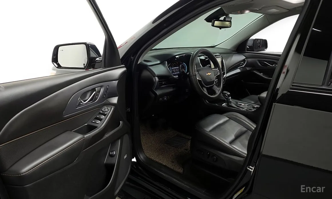 Фото 10 - Chevrolet Traverse