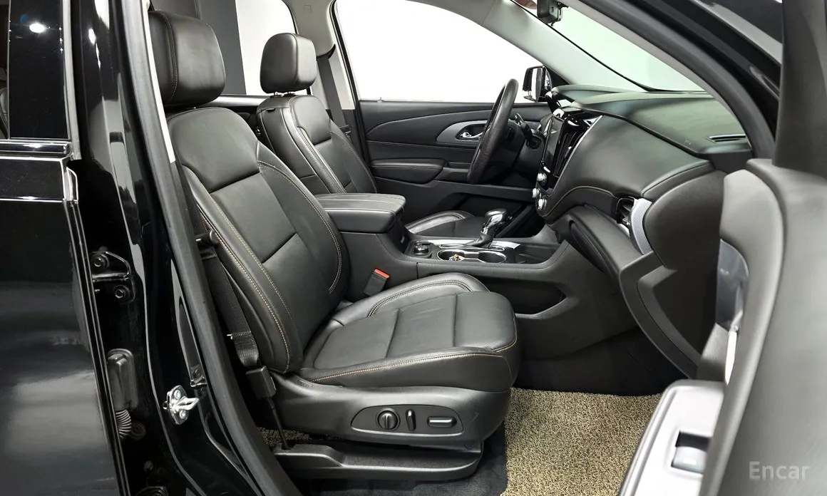 Фото 11 - Chevrolet Traverse