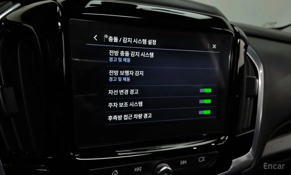 Фото 16 - Chevrolet Traverse