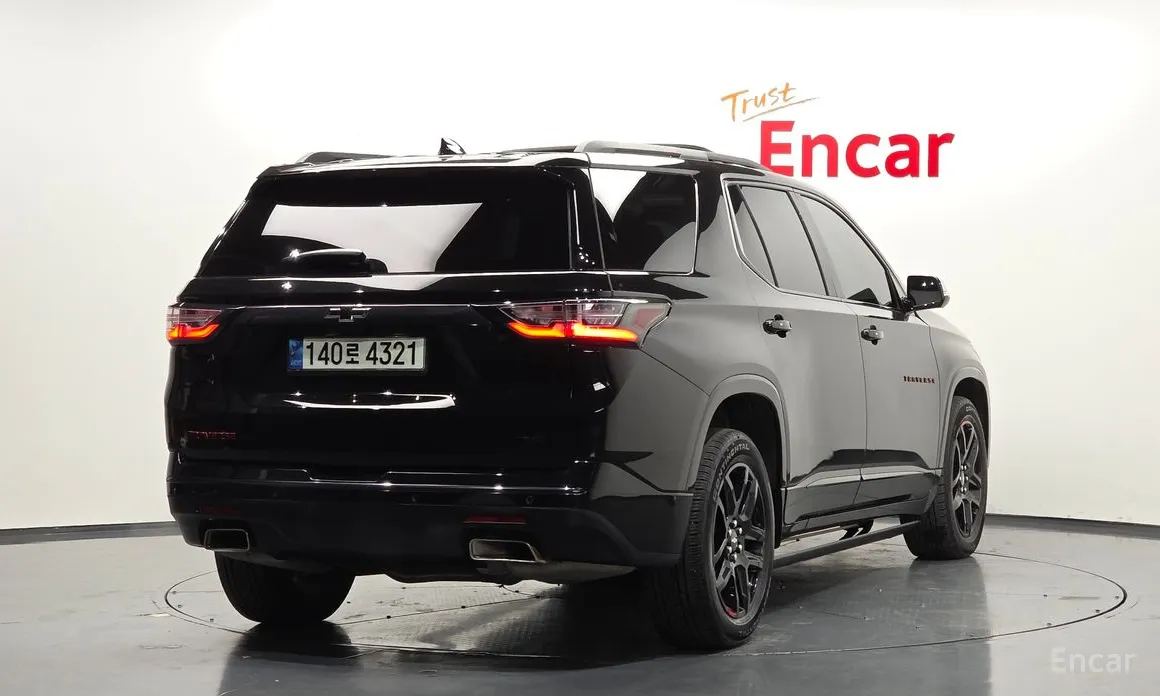 Фото 2 - Chevrolet Traverse