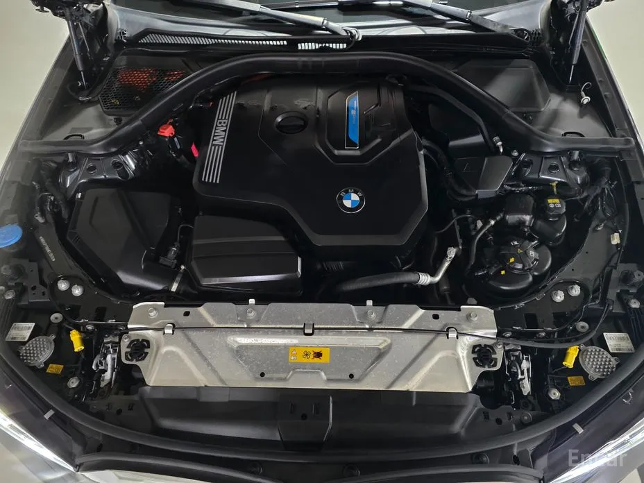 Фото 19 - BMW 3 Series