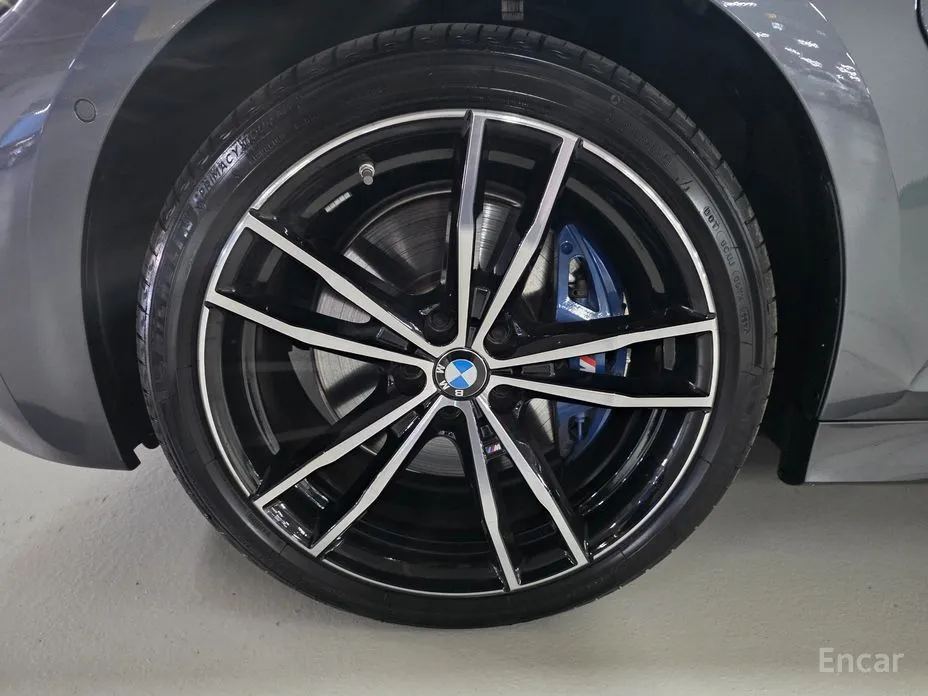 Фото 20 - BMW 3 Series