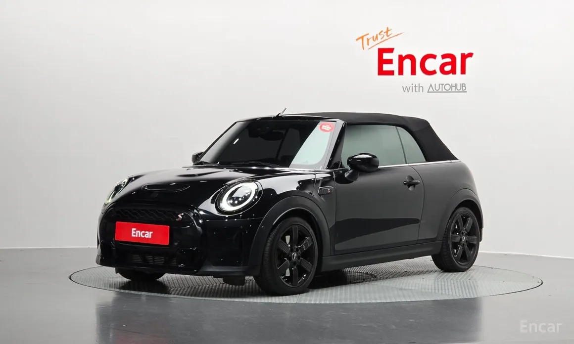 Фото 1 - Mini Cooper Convertible