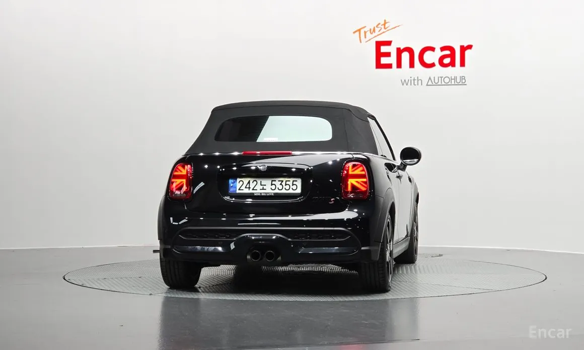 Фото 4 - Mini Cooper Convertible