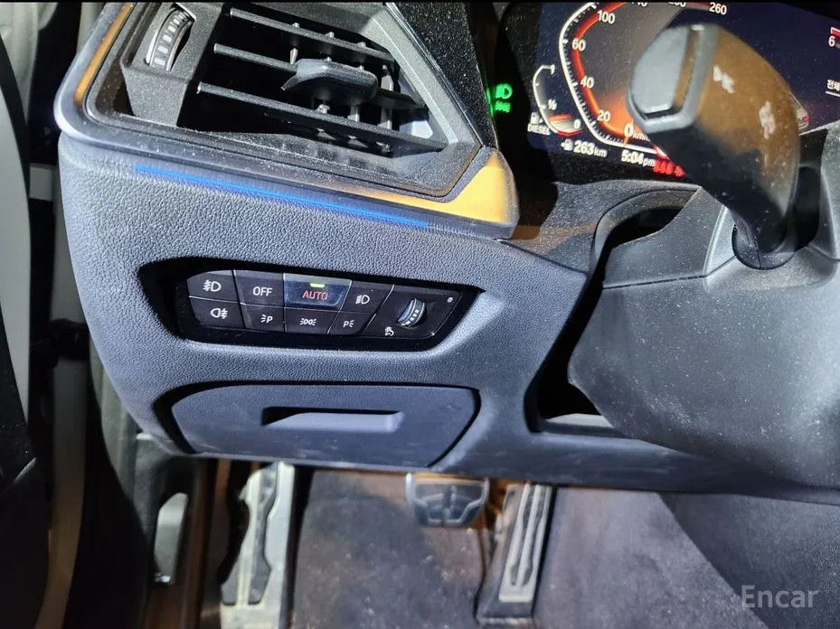 Photo 9 - BMW 3 Series