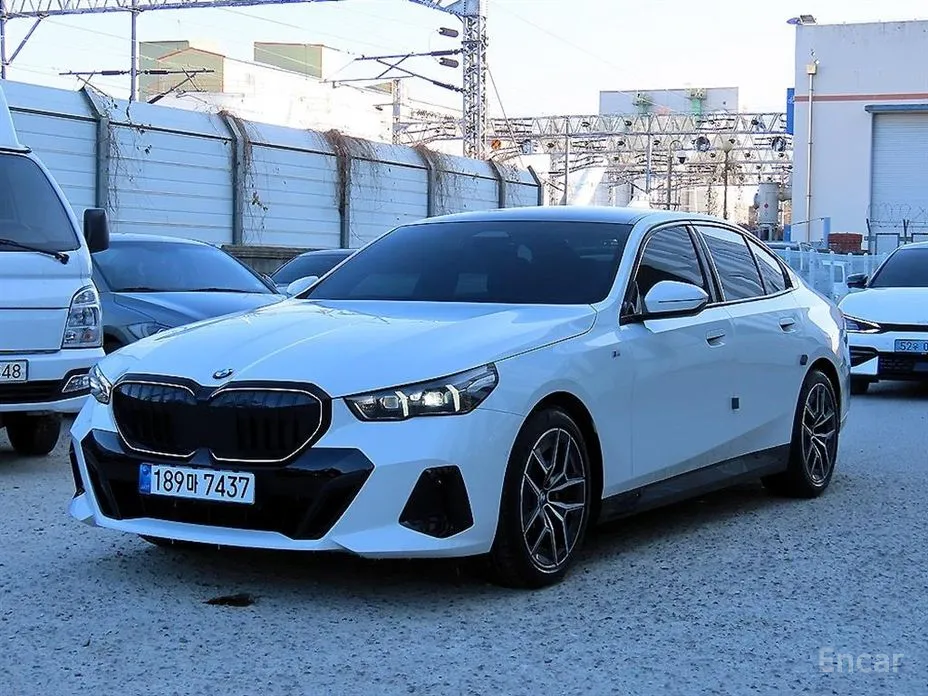 Фото 1 - BMW 5 Series