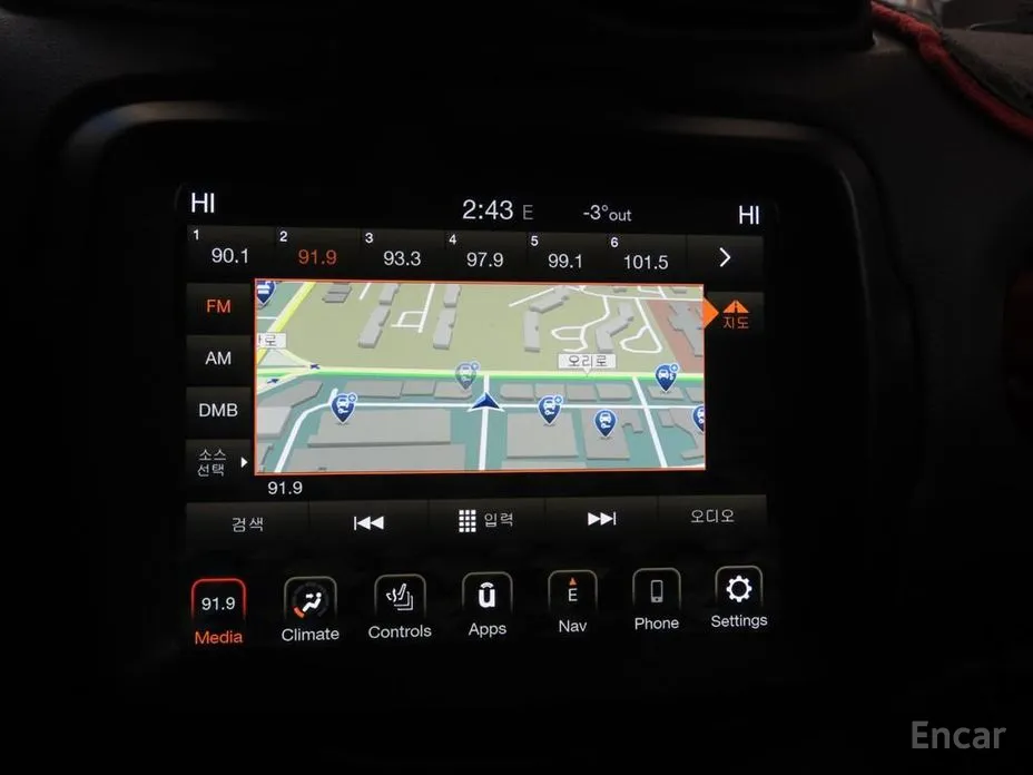 Фото 14 - Jeep Renegade