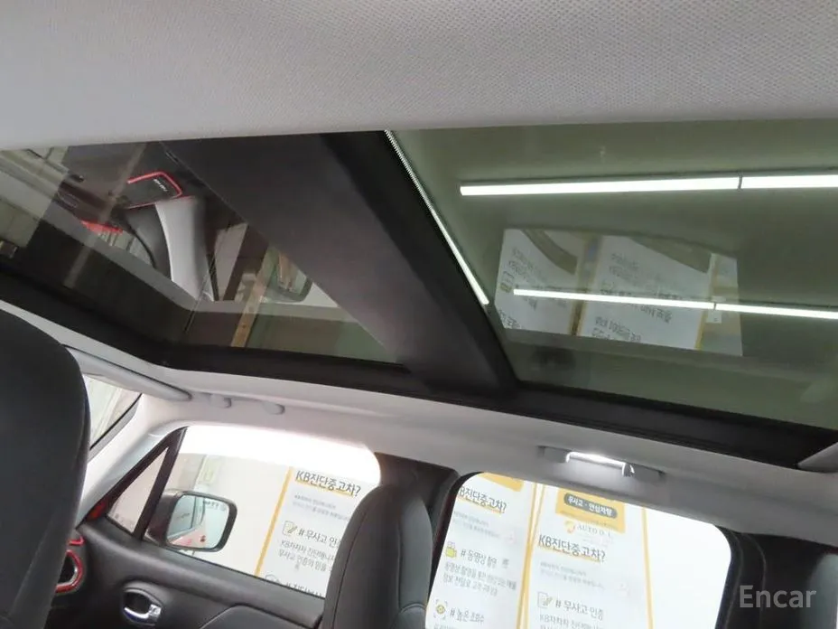 Фото 18 - Jeep Renegade