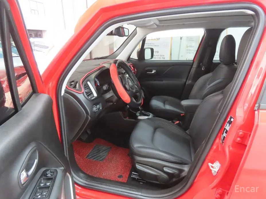 Фото 5 - Jeep Renegade